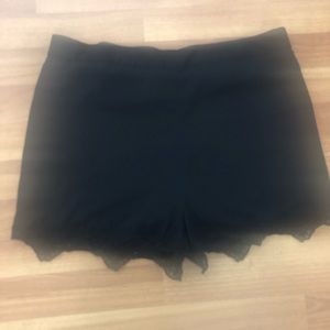 Lace black polyester shorts lace on the trim